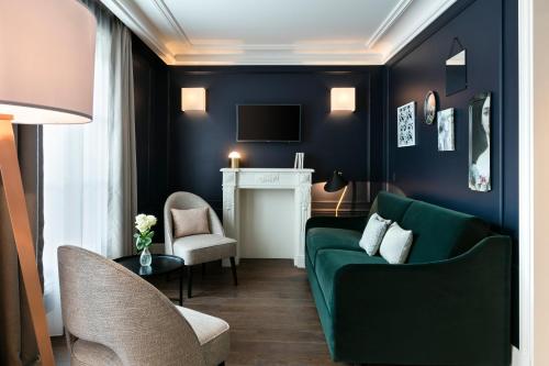 Habitación Triple Deluxe del hotel Royal Madeleine. Foto 5
