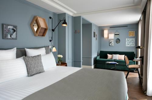 Habitación Deluxe con terraza del hotel Royal Madeleine. Foto 5