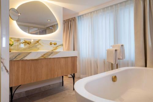 Suite Prestige del hotel Royal Madeleine. Foto 1