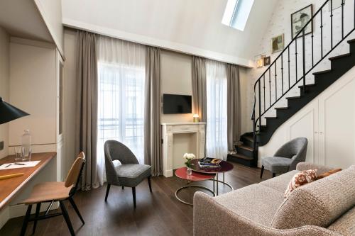 Habitación Cuádruple Dúplex del hotel Royal Madeleine
