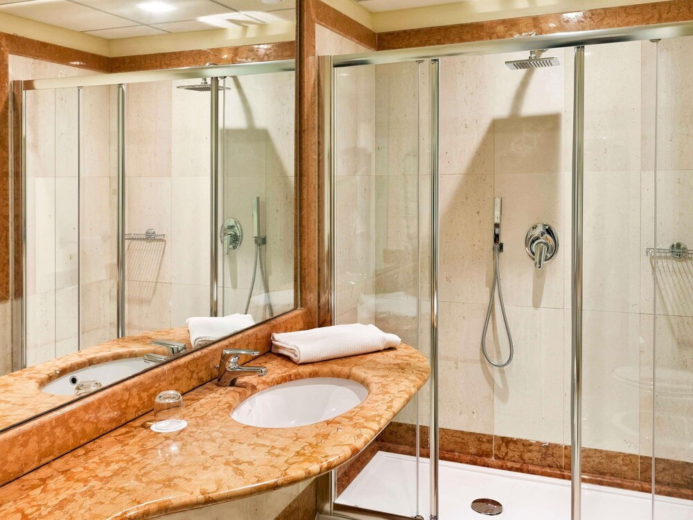 Habitación Deluxe del hotel Mercure Villa Romanazzi Carducci Bari
