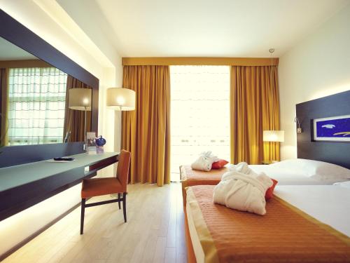 Habitación Doble Estándar - 2 camas del hotel Mercure Siracusa Prometeo
