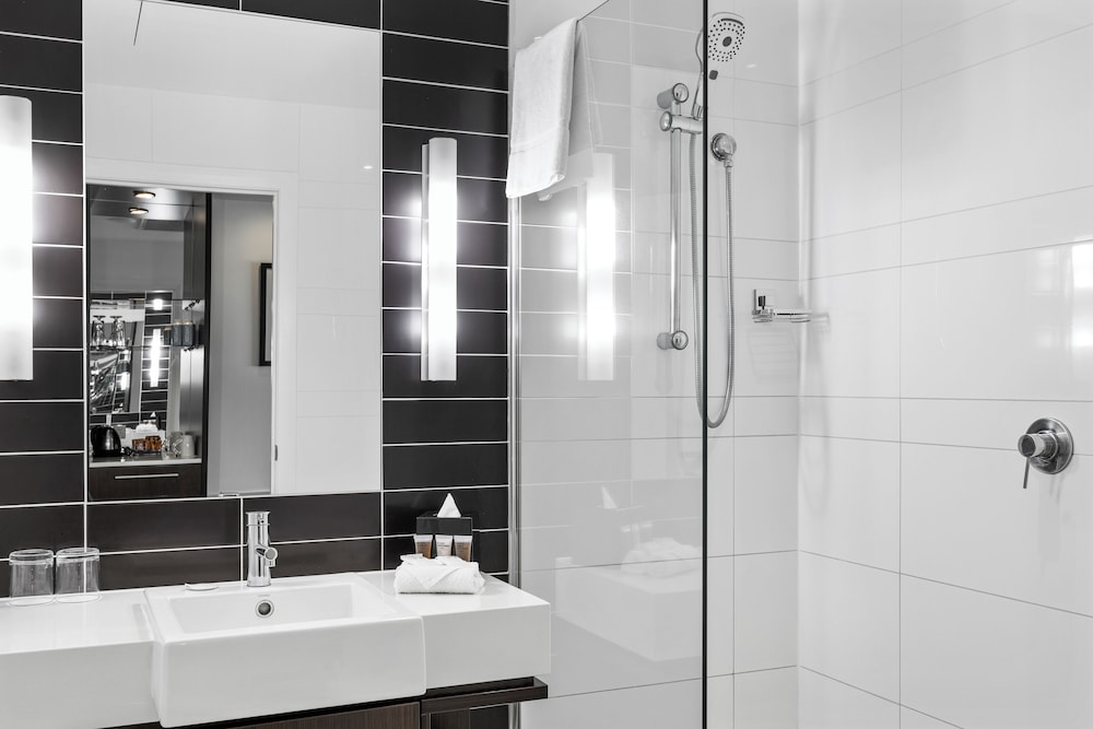 Habitación Premier con 2 camas individuales del hotel Novotel Brisbane Airport. Foto 4