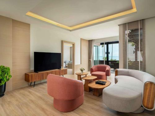Suite con tres dormitorios y vistas al océano del hotel Pullman Phuket Panwa Beach Resort - Sha Plus