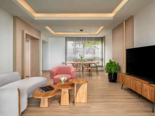 Suite con tres dormitorios y vistas al océano del hotel Pullman Phuket Panwa Beach Resort - Sha Plus. Foto 1