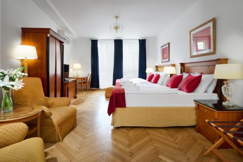 Habitación Cuádruple del hotel Leon D´oro. Foto 2