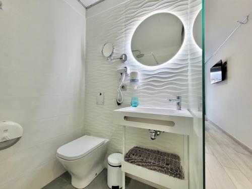 Triple Room with Balcony del hotel Puerto Azul. Foto 2