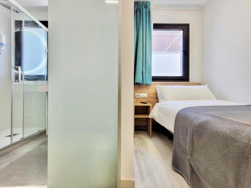 Habitación Individual Estándar del hotel Puerto Azul. Foto 5