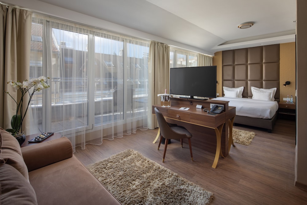 Suite del hotel Continental Budapest. Foto 14