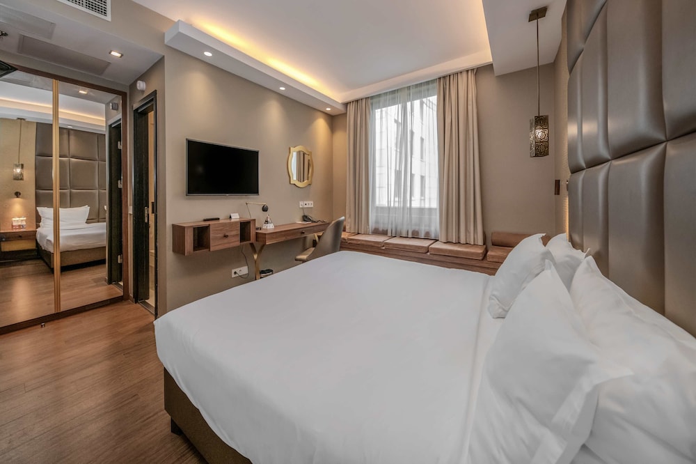 Habitación Deluxe doble del hotel Continental Budapest. Foto 1