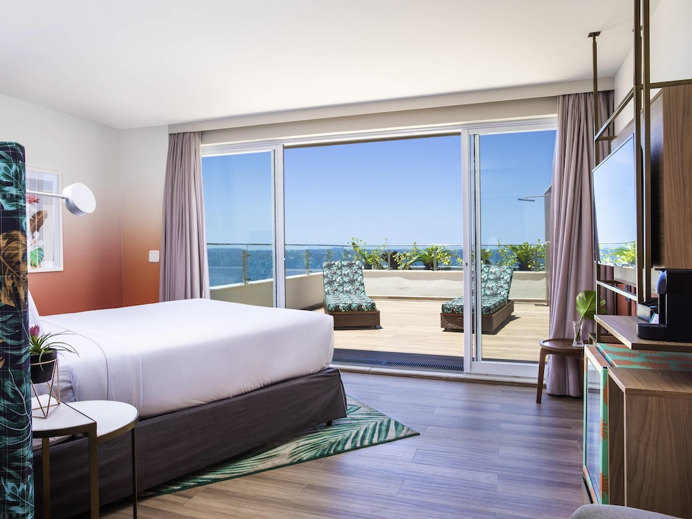 Suite, 1 cama doble, balcón del hotel Mercure Rio Boutique Copacabana
