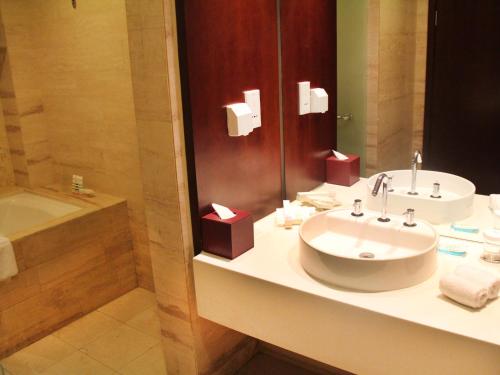 Deluxe room del hotel Mercure Wanshang Beijing. Foto 3