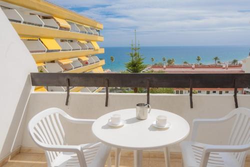 Estudio con vistas al mar del hotel Las Arenas. Foto 2