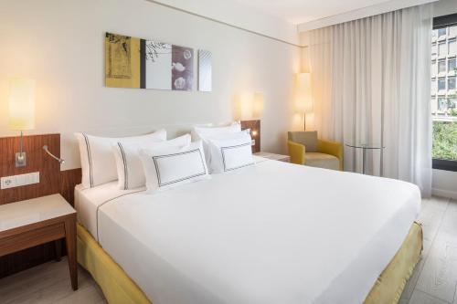 Habitación Doble Estándar del hotel Melia Luxembourg. Foto 2