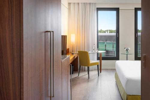Habitación The Level con acceso al salón executive del hotel Melia Luxembourg. Foto 4