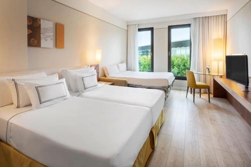 Habitación Familiar del hotel Melia Luxembourg. Foto 1
