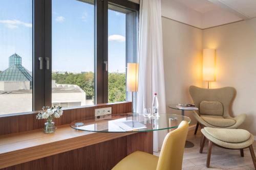 Habitación Premium The Level con vistas a la ciudad y acceso al salón executive del hotel Melia Luxembourg. Foto 7