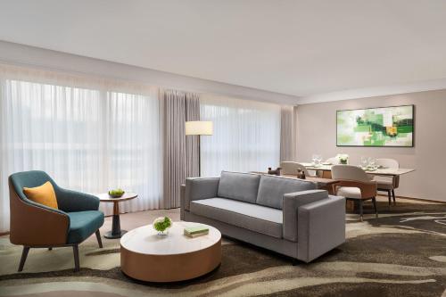 Suite Ambassador del hotel Sunworld Dynasty Hotel Beijing. Foto 4