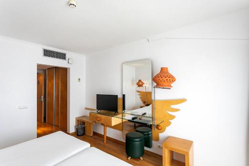 Habitación Doble Confort - 1 o 2 camas del hotel Ponta Delgada. Foto 1