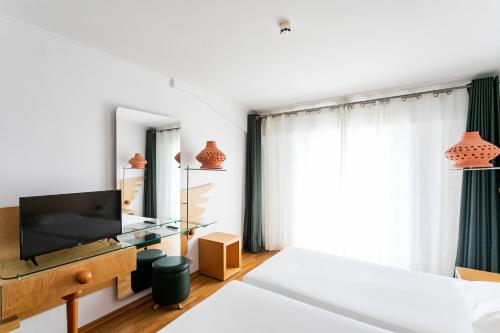 Habitación Doble Confort - 1 o 2 camas del hotel Ponta Delgada. Foto 4