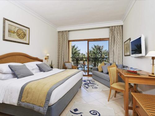 Family Room - Two Connecting Rooms del hotel Mövenpick Resort and Marine Spa Sousse