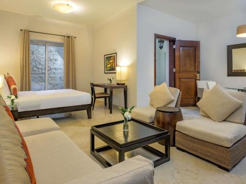 Establecimiento de 1 dormitorio del hotel Movenpick Resort and Residences Aqaba
