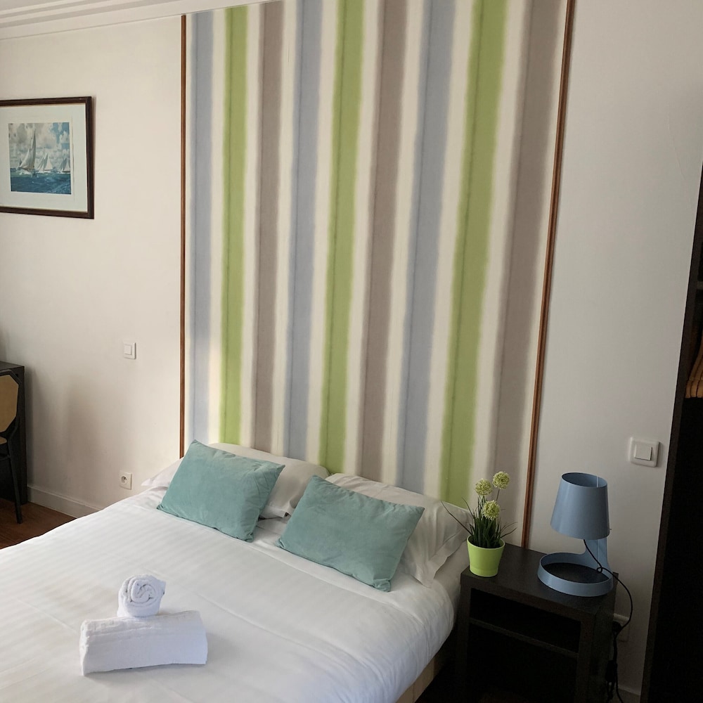 Habitación doble/twin del hotel Du Roi René. Foto 3