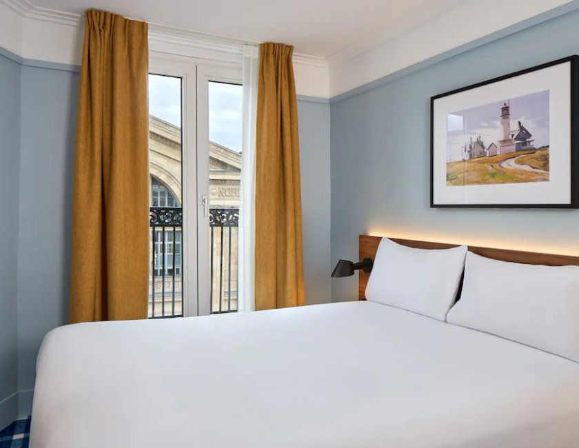Habitación Confort doble del hotel Timhotel Paris Gare Du Nord. Foto 3