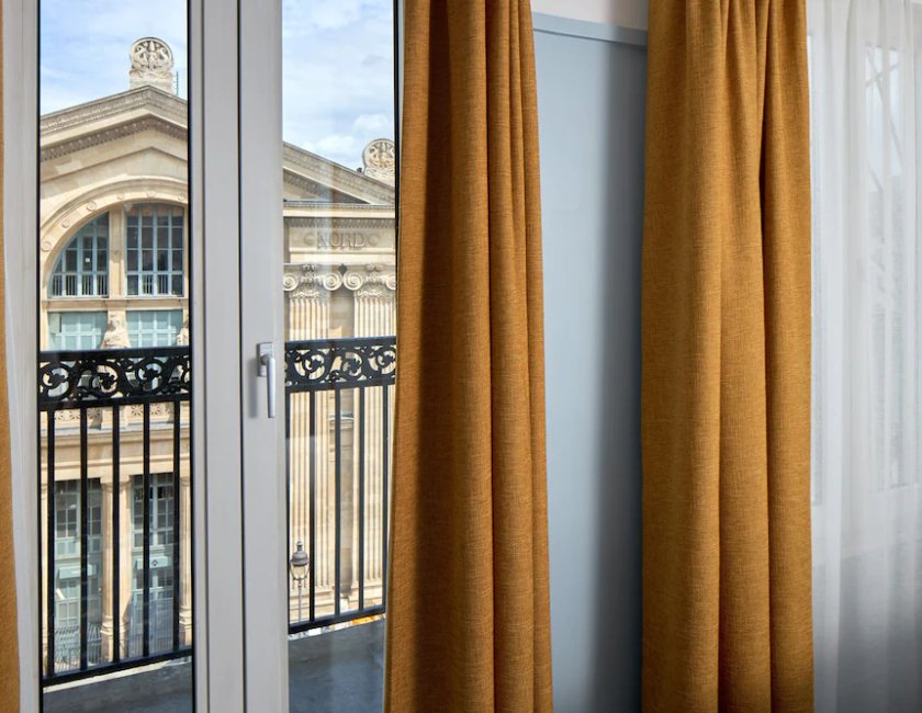 Habitación Doble Superior del hotel Timhotel Paris Gare Du Nord. Foto 1