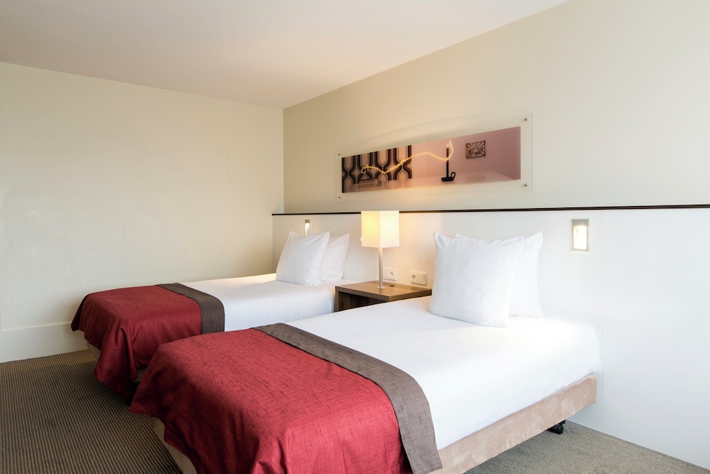 Habitación estándar, 2 camas individuales del hotel Holiday Inn Eindhoven Centre, An Ihg. Foto 1