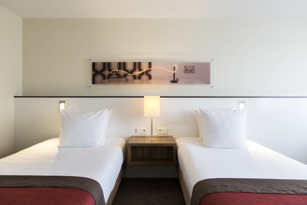 Habitación estándar, 2 camas individuales del hotel Holiday Inn Eindhoven Centre, An Ihg. Foto 2