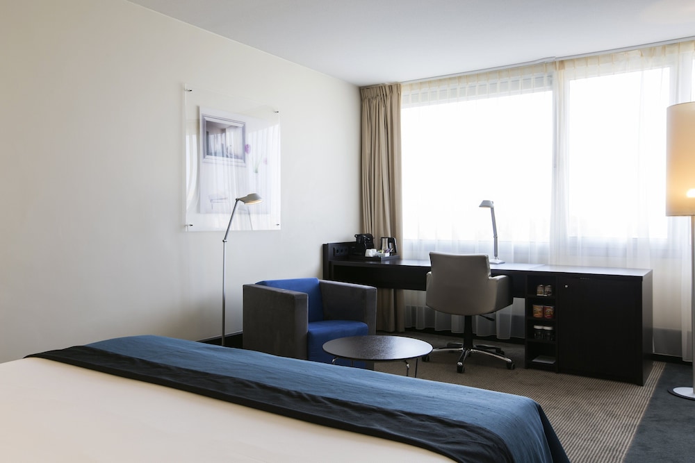 Habitación Premium, 1 cama de matrimonio grande, vistas a la ciudad del hotel Holiday Inn Eindhoven Centre, An Ihg. Foto 3