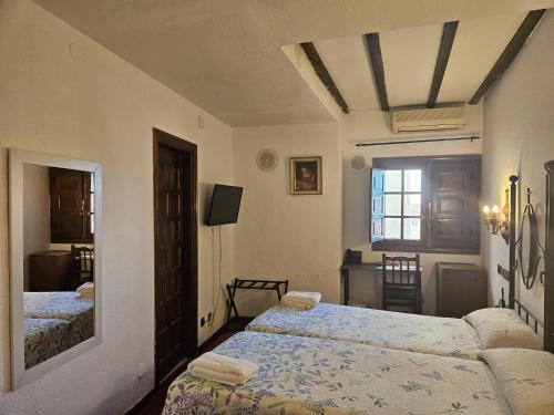 Habitación Doble - 1 o 2 camas del hotel Hosteria Real Zamora. Foto 9