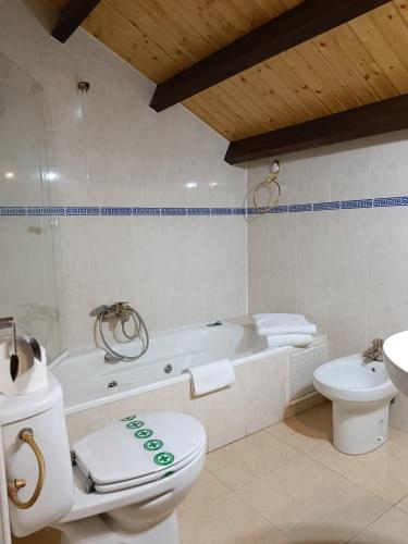 Habitación Triple del hotel Hosteria Real Zamora. Foto 3
