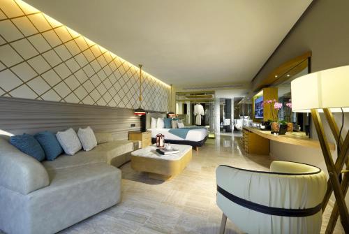 Suite Junior con piscina privada del hotel Trs Yucatan - Adults Only - All Inclusive. Foto 2