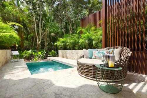 Suite Junior con piscina privada y vistas al jardín del hotel Trs Yucatan - Adults Only - All Inclusive. Foto 4