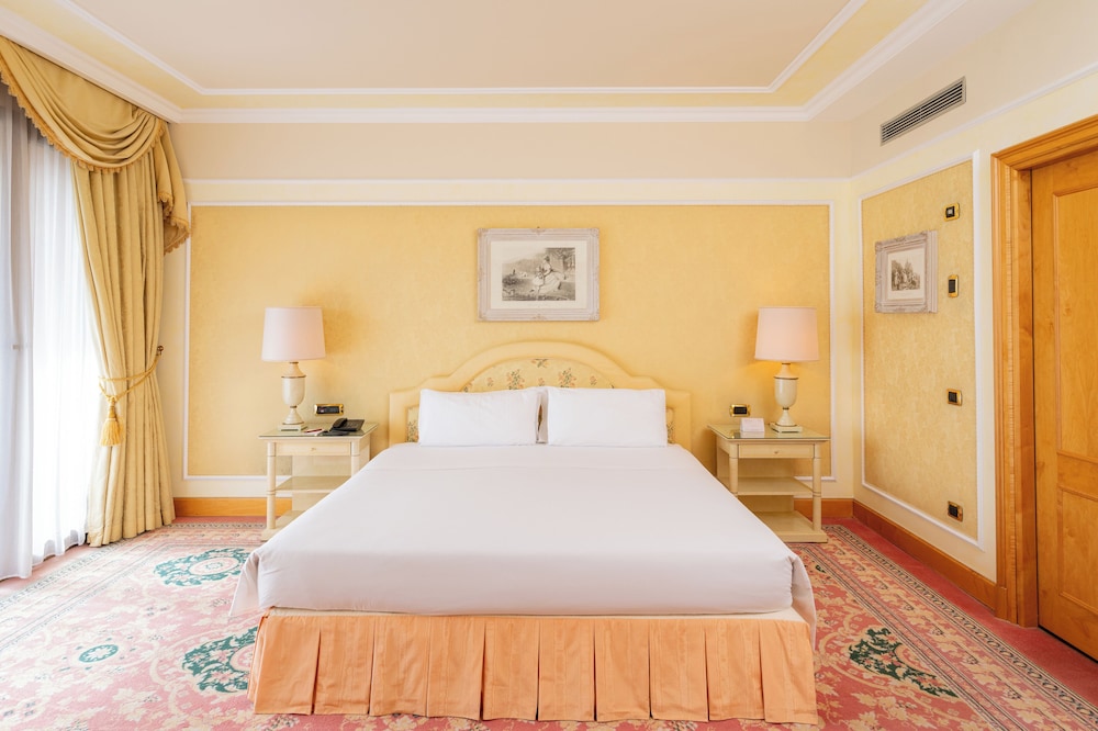 Suite del hotel Royal Carlton. Foto 4
