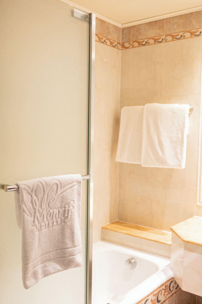 Habitación Clásica del hotel Royal Carlton. Foto 6