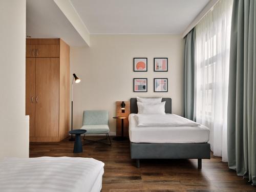 Habitación Doble Estándar - 2 camas del hotel Garner Hotel Berlin - Schöneberg, an IHG. Foto 7