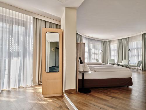 Habitación Familiar Premium con 2 camas grandes del hotel Garner Hotel Berlin - Schöneberg, an IHG. Foto 3