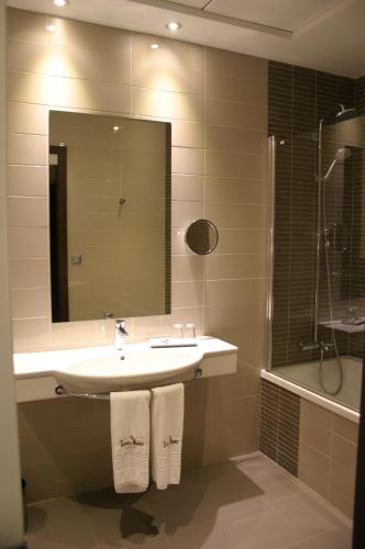 Habitación Doble - 2 camas del hotel Torre De Nuñez. Foto 4