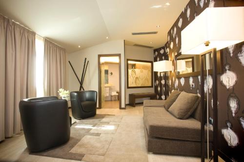 Suite del hotel Torre De Nuñez. Foto 6