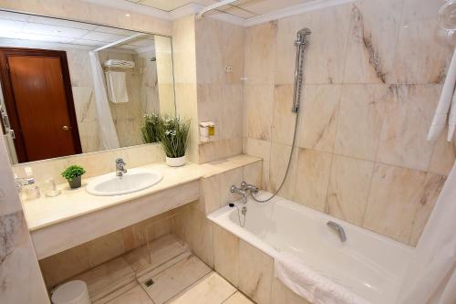 Habitación Doble - 2 camas del hotel Turia. Foto 5