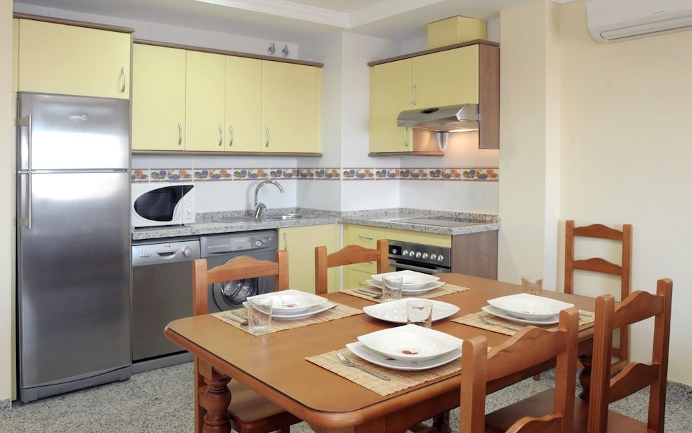 Apartamento estándar, 1 habitación, terraza (4 people) del hotel Nuriasol. Foto 6