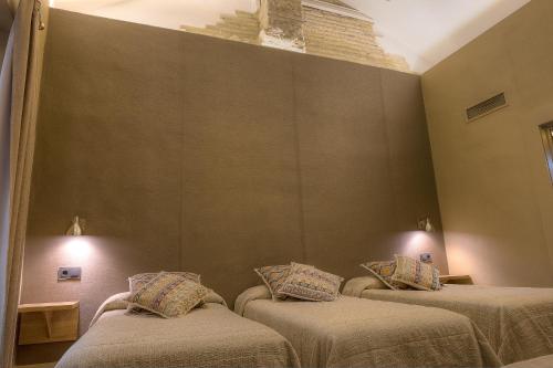 Habitación Cuádruple del hotel Los Patios. Foto 1