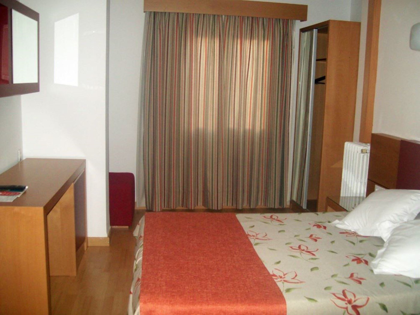 Habitación individual del hotel Amic Colon