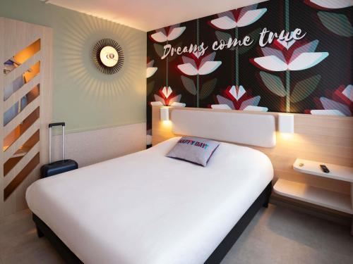 Habitación Doble Estándar del hotel Campanile Bordeaux Centre - Gare Saint-jean. Foto 3