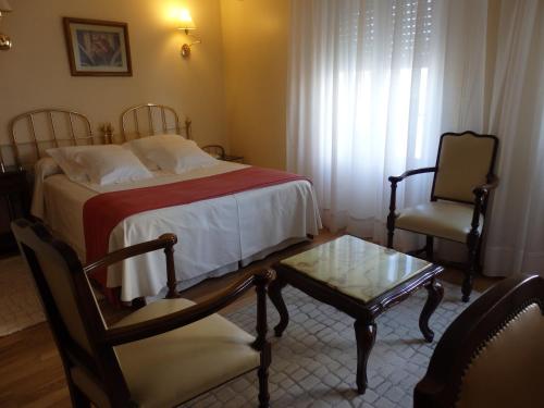 Habitación Doble del hotel Aranda. Foto 1