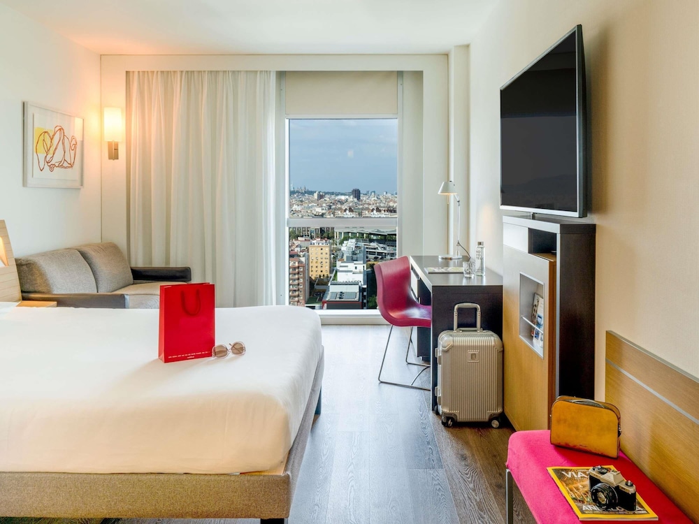 Habitación estándar, 1 cama de matrimonio, vistas a la ciudad del hotel Novotel Barcelona City