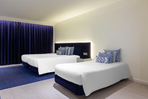 Habitación Triple del hotel Cristal Porto. Foto 3